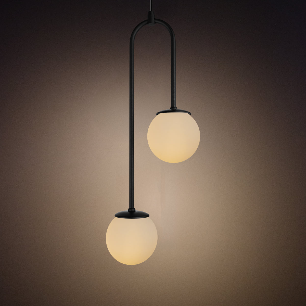 Luminária Pendente Canne Light Preto 2 Globos Leitosos 10Cm